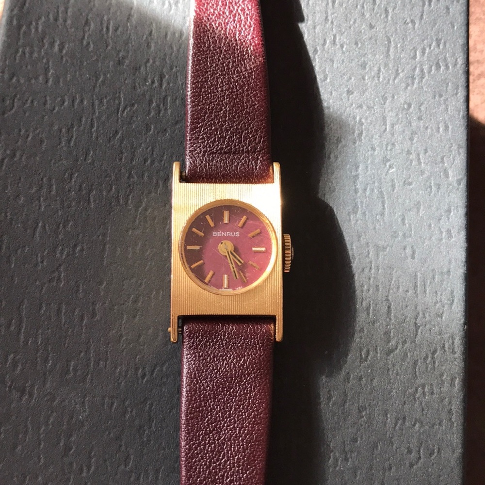 14k gold plated Benrus wintage womens watch